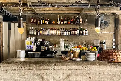 Bar e Restaurante com estilo industrial e rústico