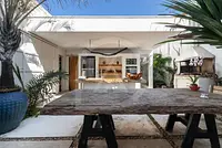 Casa de designer com ótima iluminação