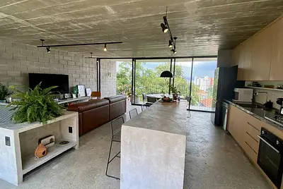 Casa contemporanea com vista maravilhosa