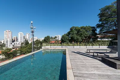 Casa Modernista reformada no Cidade Jardim com vista excepcional 